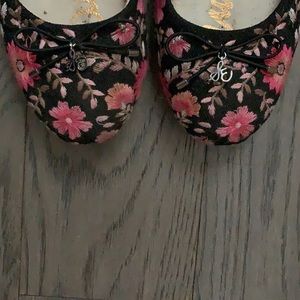 Sam Edelman Floral Flats sz 9